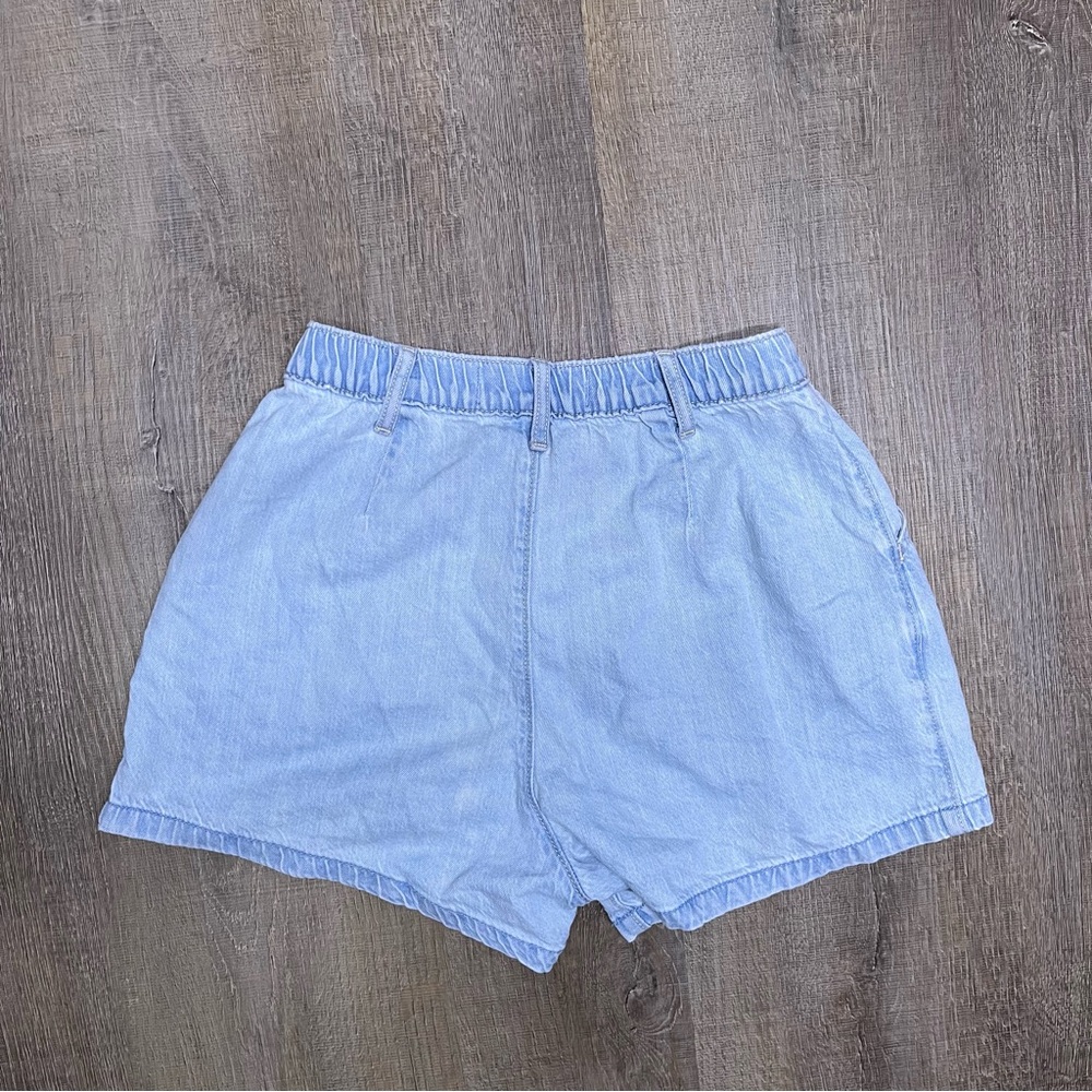 Hollister Light Blue High-Rise Denim Shorts - Picture 3 of 3
